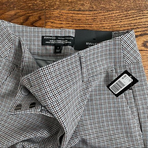 RW&Co - Curvy Fit Slim Leg Ankle Pant - Picture 6 of 8